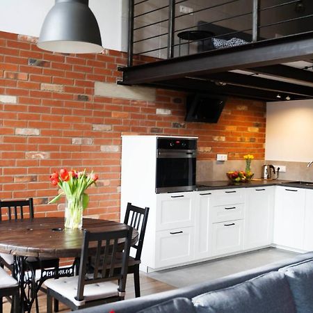 Redcity Loft Zyrardow Esterno foto