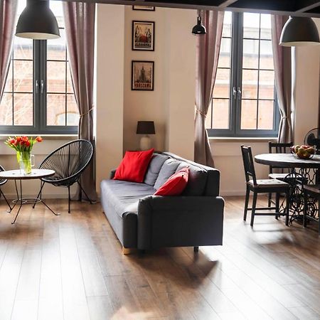 Redcity Loft Zyrardow Esterno foto