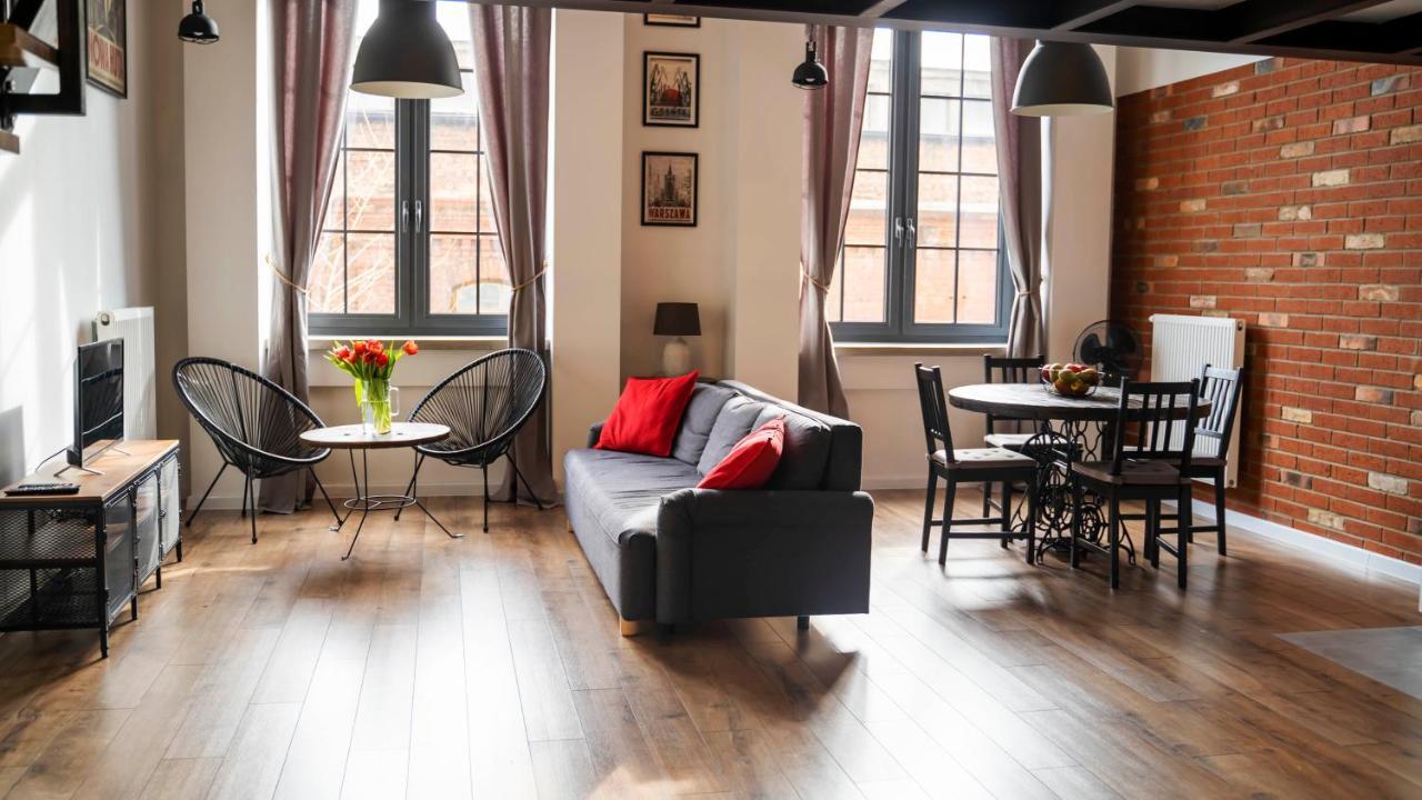 Redcity Loft Zyrardow Esterno foto
